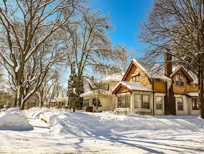 Property Records of Minnesota Unites With New MN Homeowner to Examine Property History Report