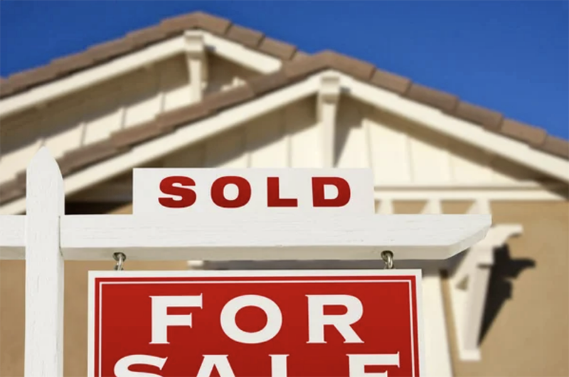A Tale of Two Extremes: Minnesota's Housing Market Highs and Lows - 1 (800) 880-7954