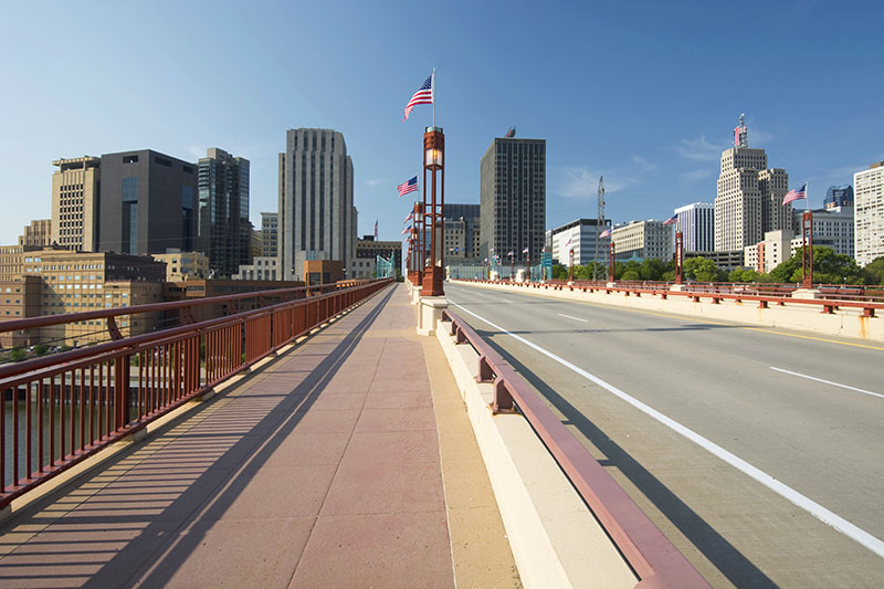 Living in St. Paul, MN: Pros and Cons in 2024
